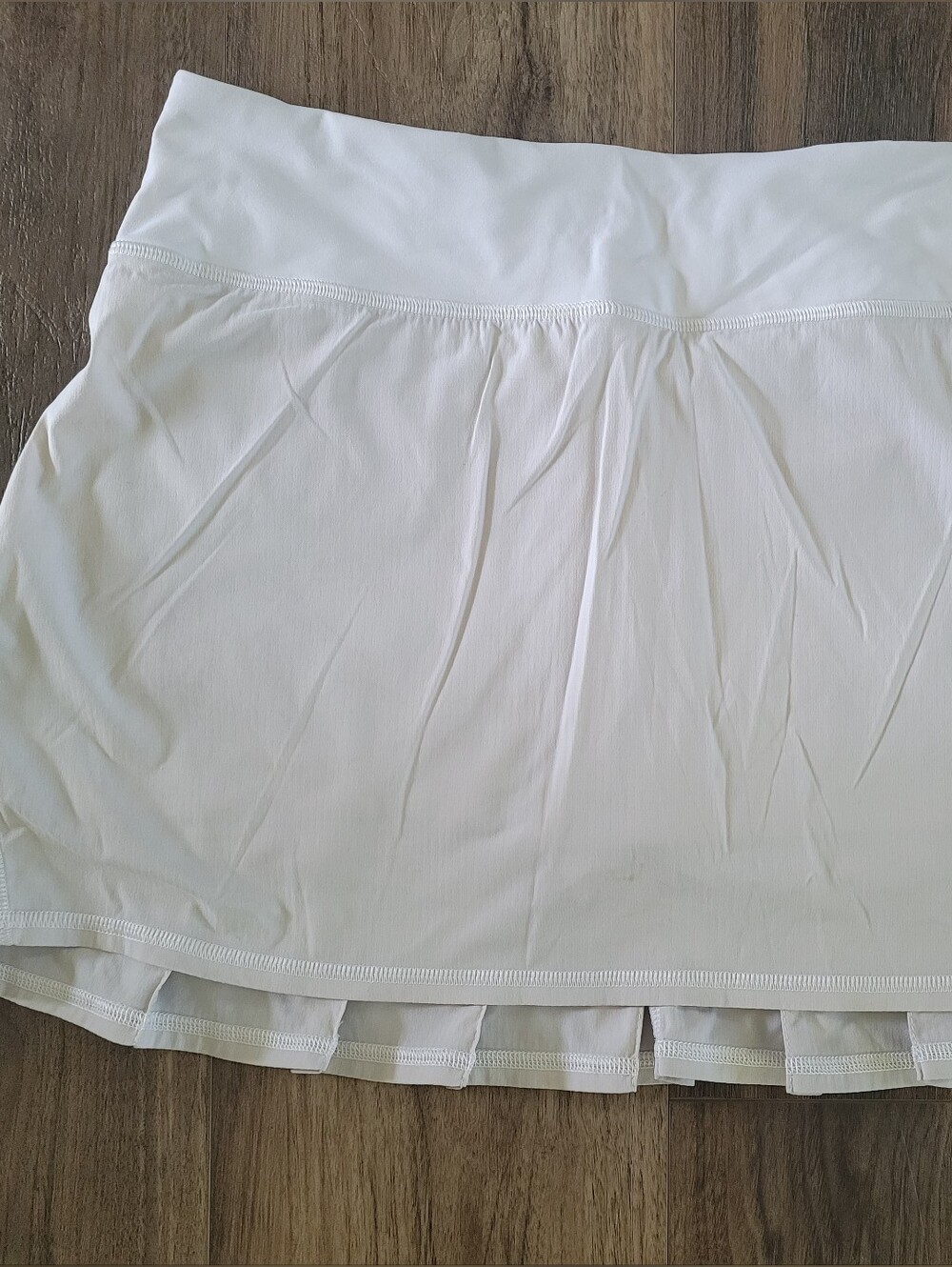 Lululemon Women 8 Pace Rival Skirt